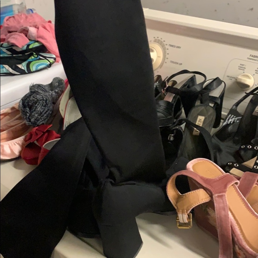 Excellent condition boots I can’t see the make
